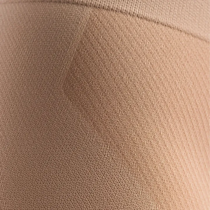 Sigvaris Styles transparent – Collant de contention femme Classe 2 texture