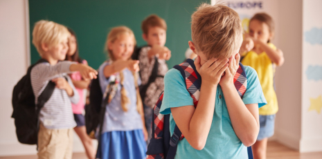 Poux à l’école : une épidémie récurrente et des solutions efficaces